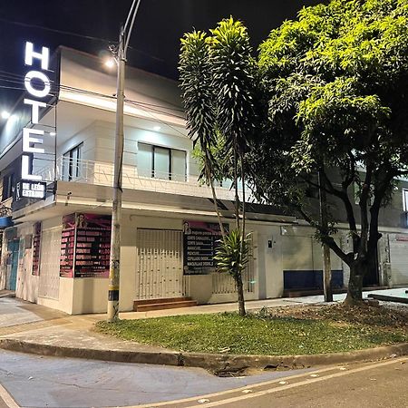 Hotel De Leon Estadio Medellín Zewnętrze zdjęcie
