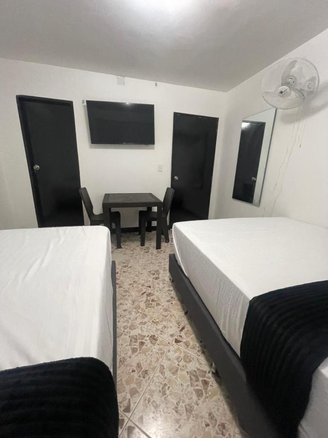 Hotel De Leon Estadio Medellín Zewnętrze zdjęcie