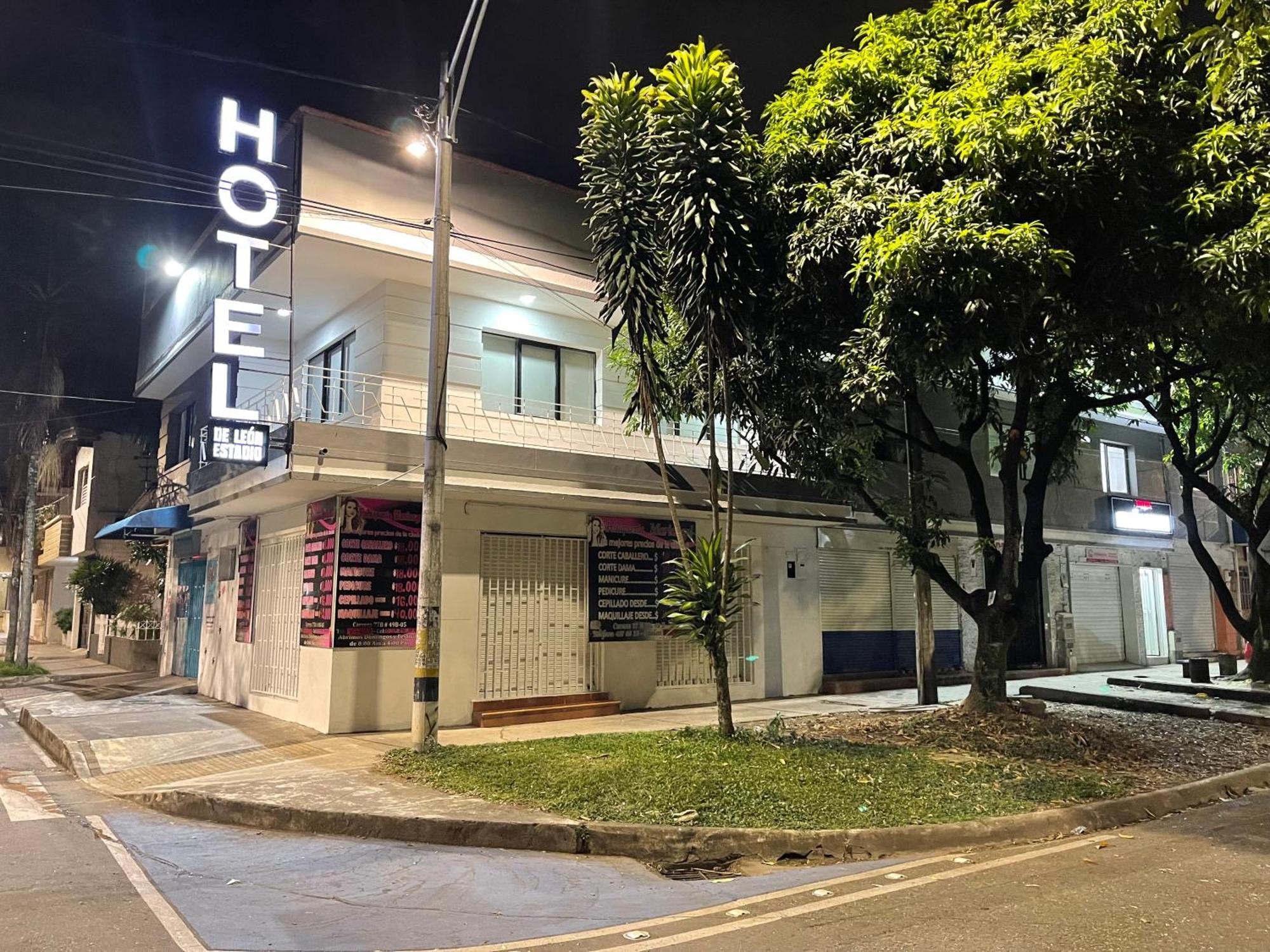 Hotel De Leon Estadio Medellín Zewnętrze zdjęcie