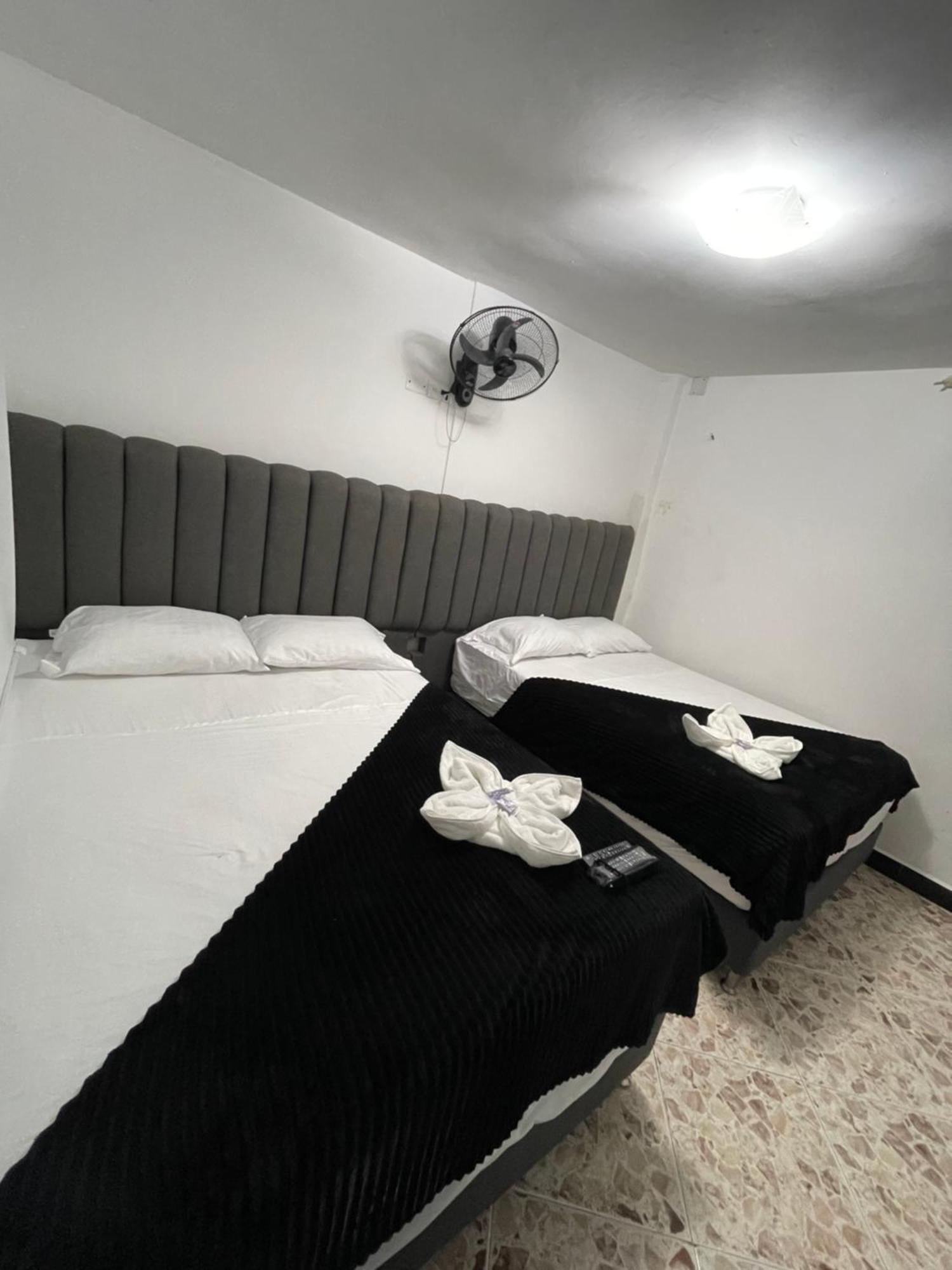 Hotel De Leon Estadio Medellín Zewnętrze zdjęcie