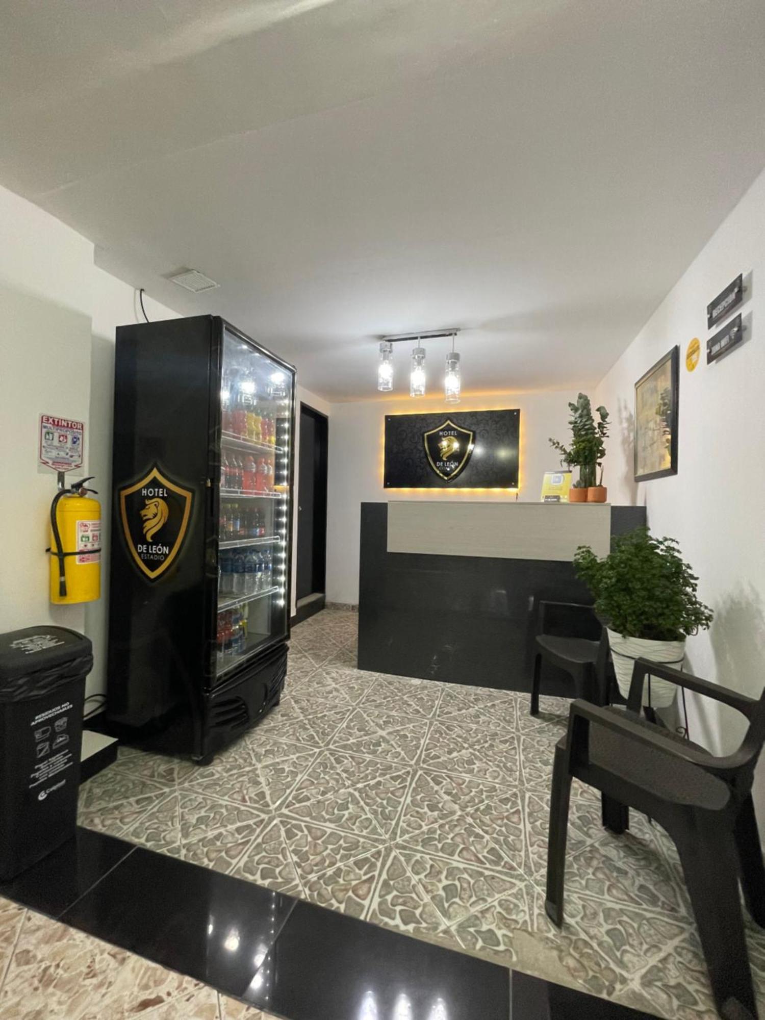 Hotel De Leon Estadio Medellín Zewnętrze zdjęcie