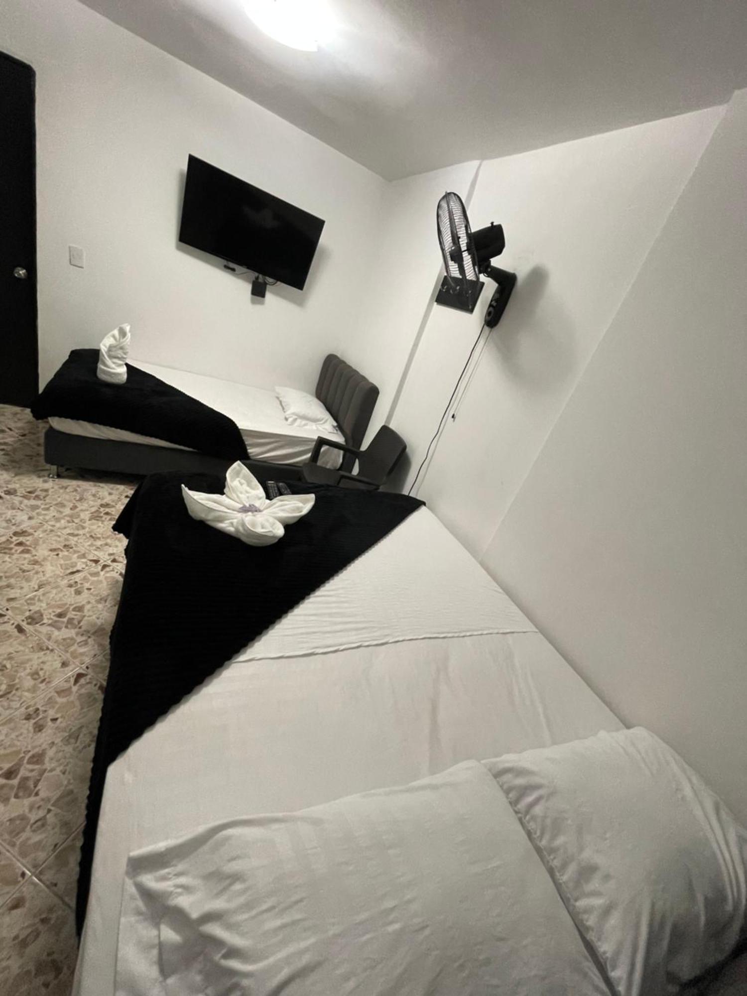 Hotel De Leon Estadio Medellín Zewnętrze zdjęcie