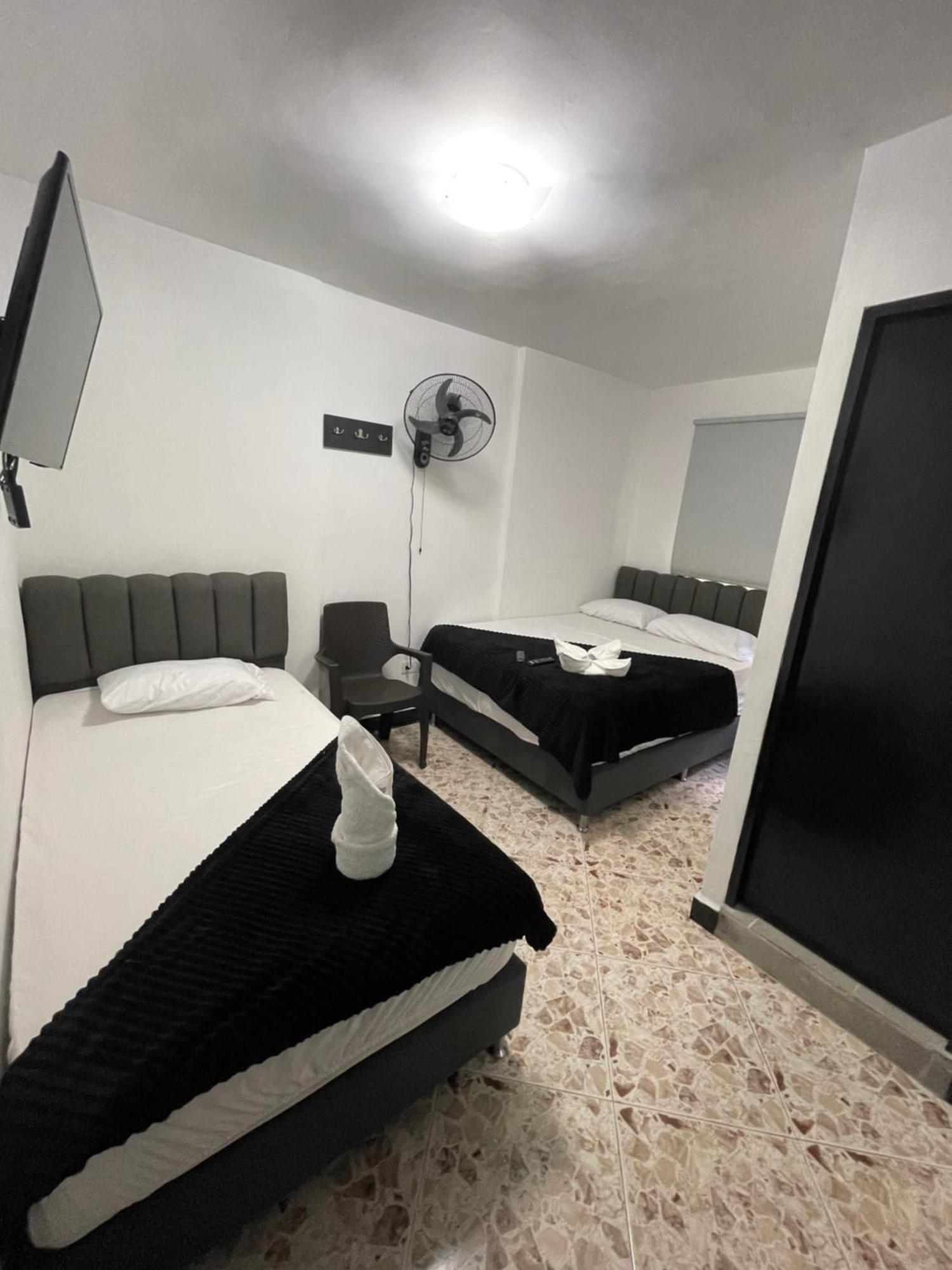 Hotel De Leon Estadio Medellín Zewnętrze zdjęcie