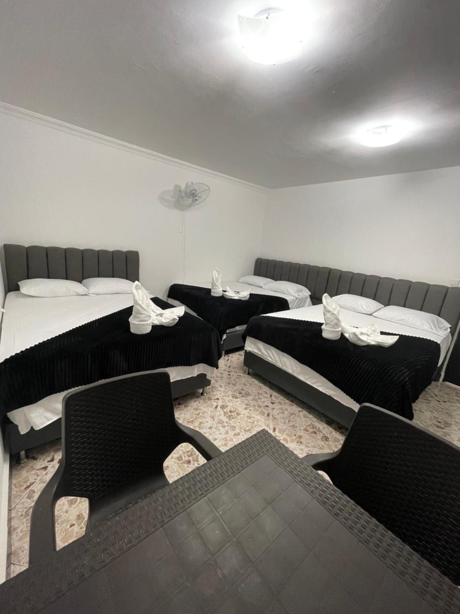 Hotel De Leon Estadio Medellín Zewnętrze zdjęcie