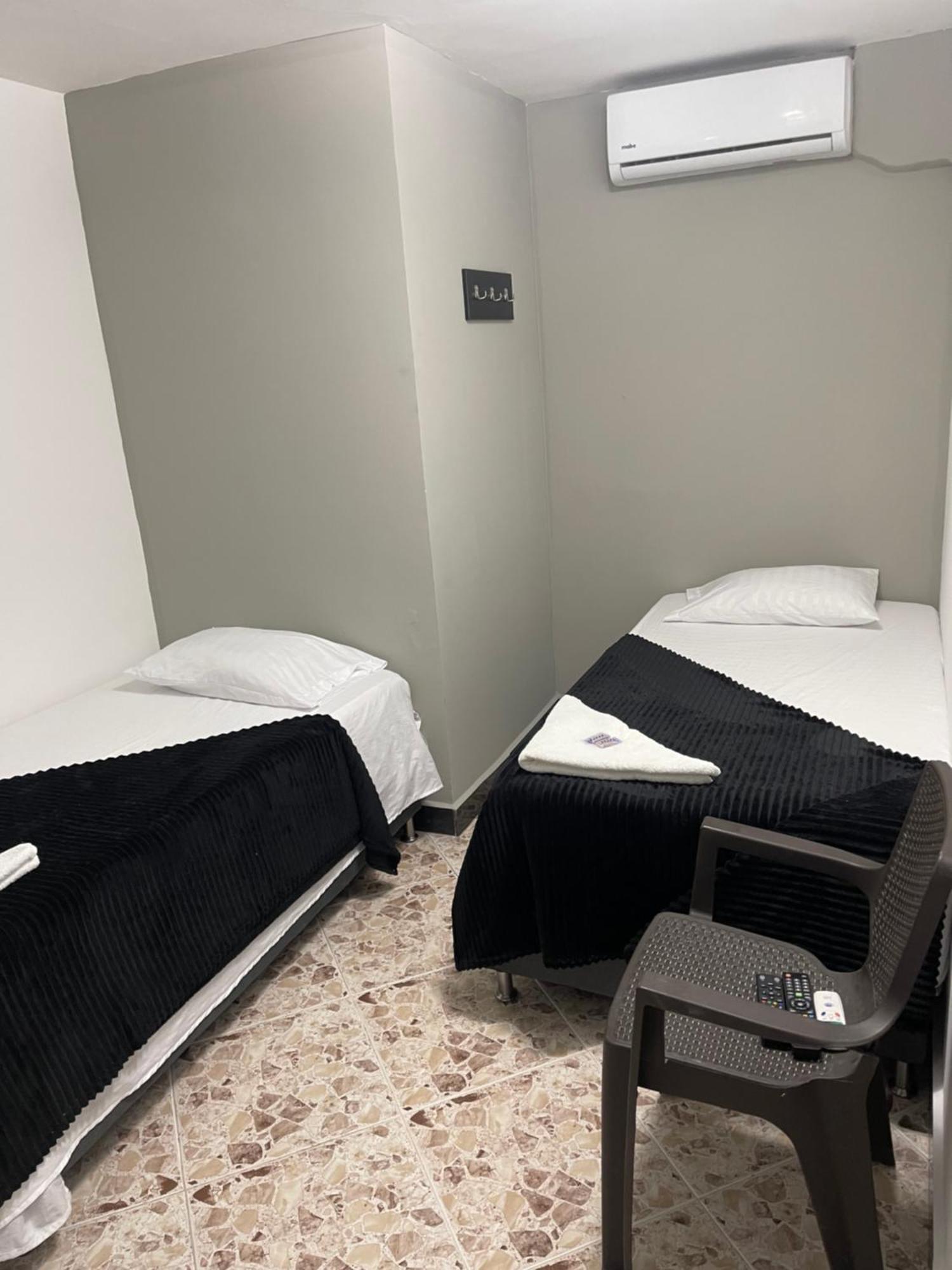 Hotel De Leon Estadio Medellín Zewnętrze zdjęcie