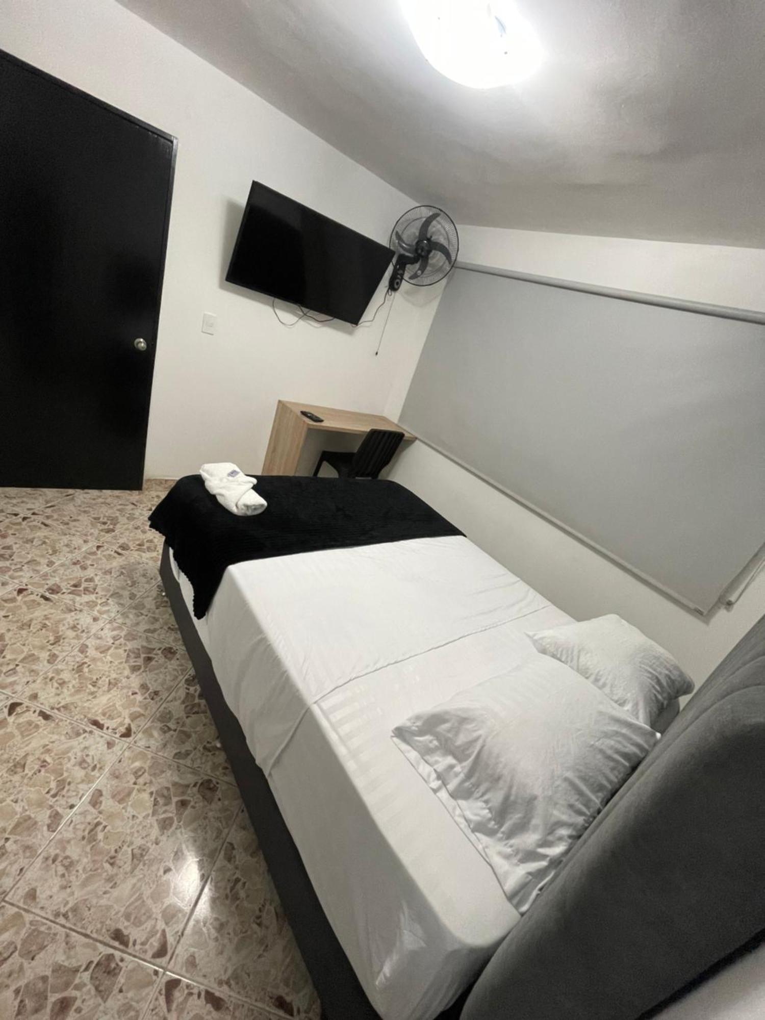Hotel De Leon Estadio Medellín Zewnętrze zdjęcie